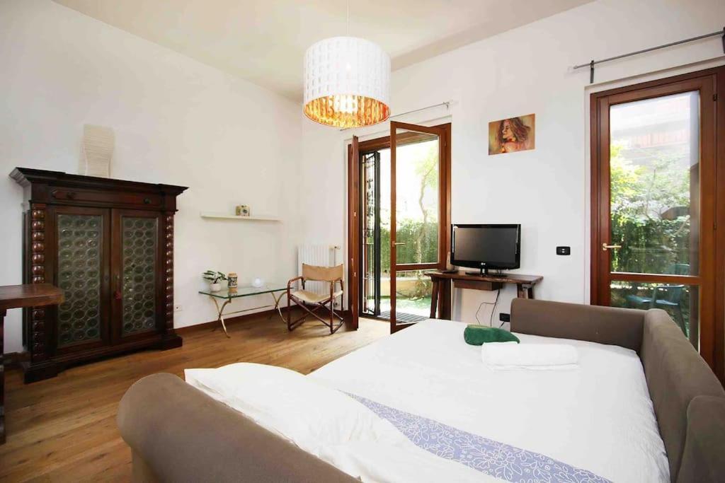 Appartamento Con Giardino Vicino A San Siro 米兰 外观 照片